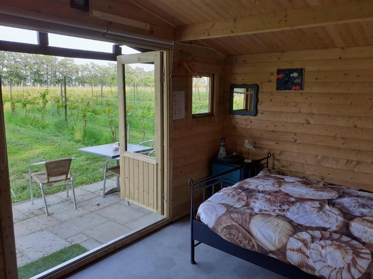 Campingplatz Wijndomein De Vier Ambachten -overnachten In De Wijngaard *