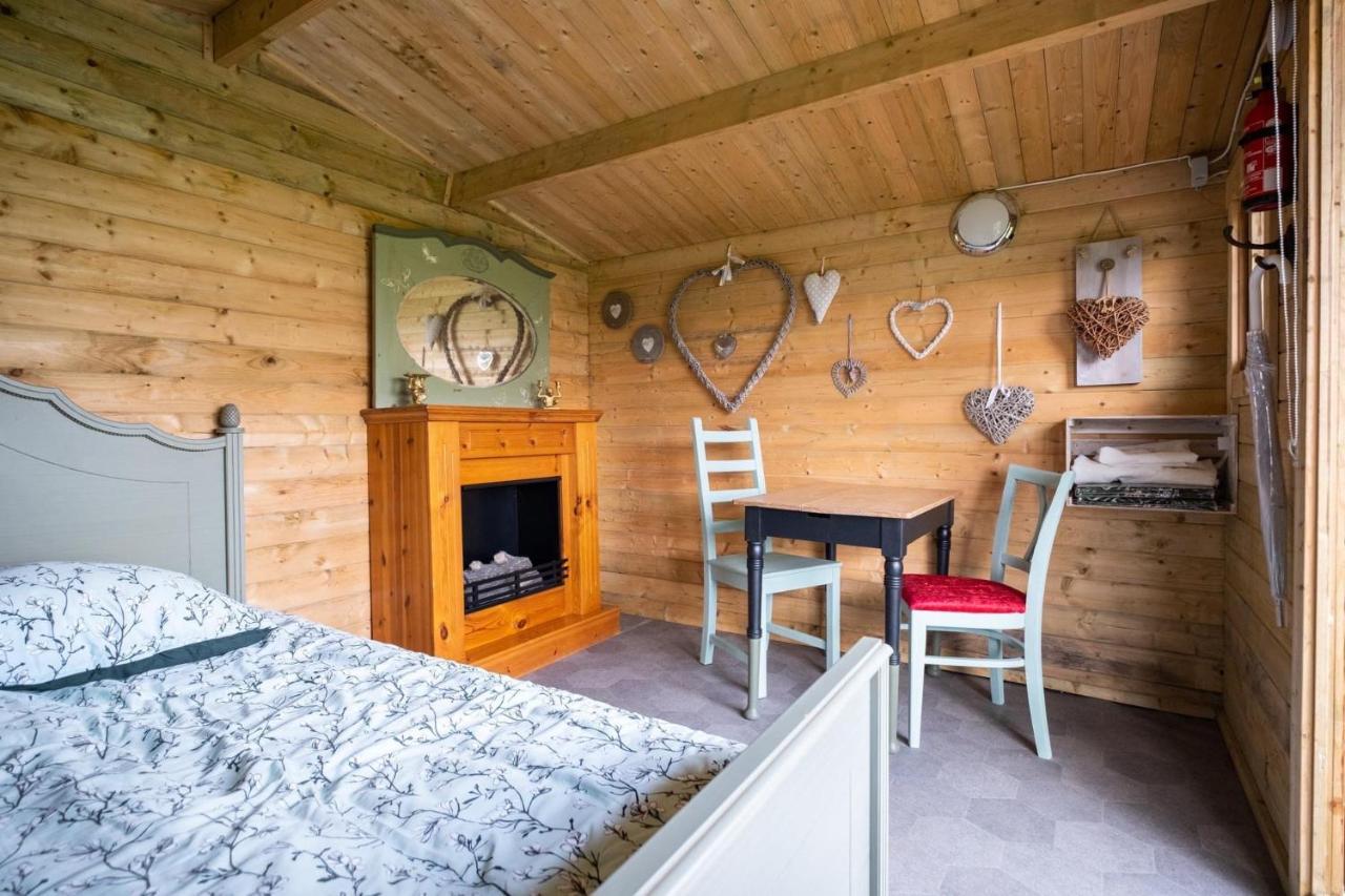 Campsite Wijndomein De Vier Ambachten -overnachten In De Wijngaard Simonshaven